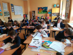 VIII Szkolny Konkursu Języka Angielskiego „I CAN READ”dla klas trzecich I SSP