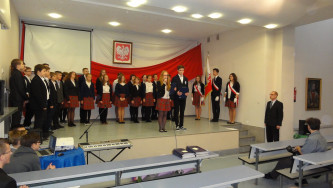 Strój galowy dla uczniów gimnazjum